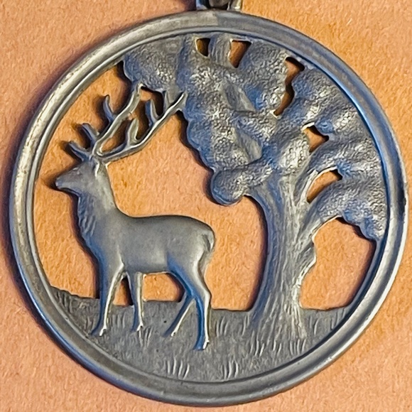 H J Hans Jensen Buck Deer in the Forrest Kunst Pewter Pendant  2.25" - Picture 4 of 5